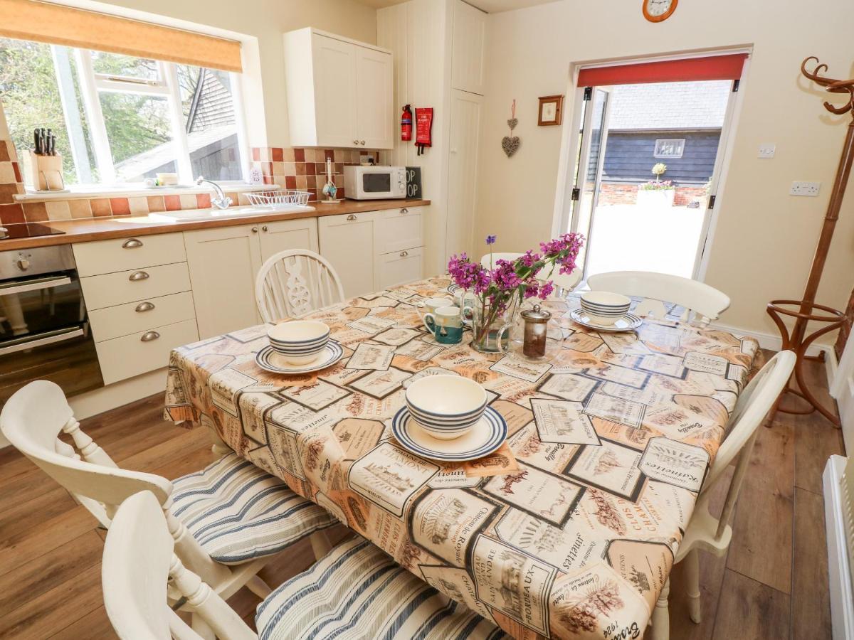 The Coach House Villa Ryde  Dış mekan fotoğraf